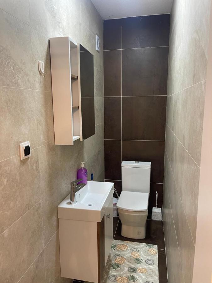 Daf Apartaments Приштина Екстер'єр фото